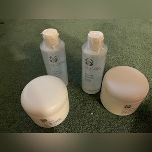 NuSkin face-lift - brand new